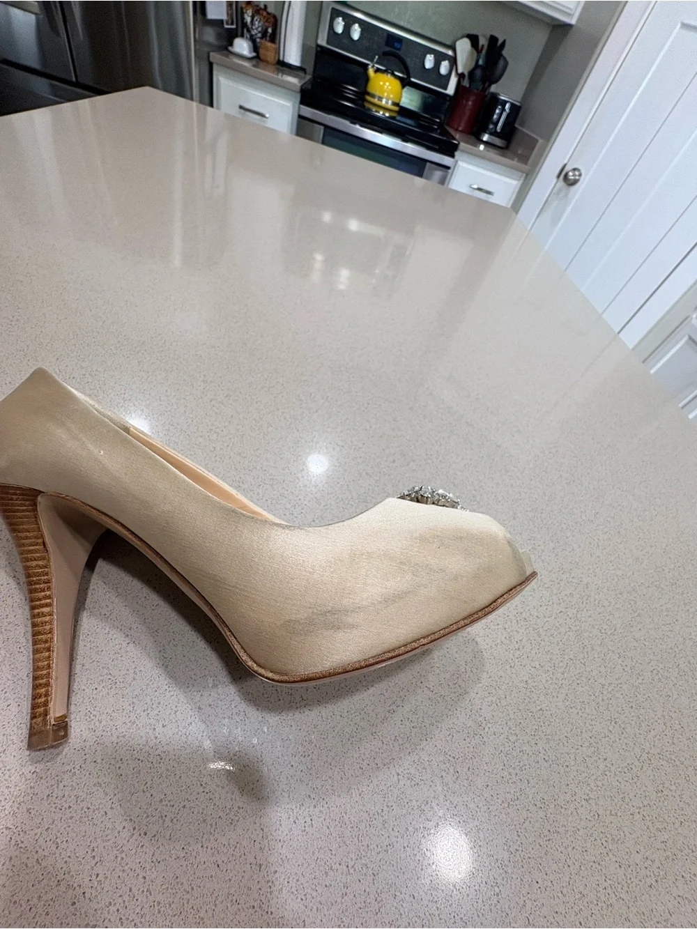 Giuseppe Zanotti beige satin peep toe pumps with Swarovski details
